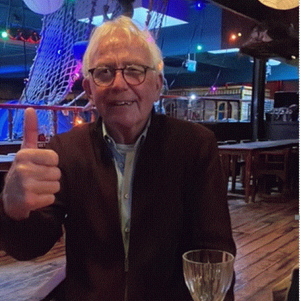 Hondenoppas Harry uit Borne