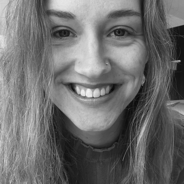 Huisdierenoppas Sharon uit Someren