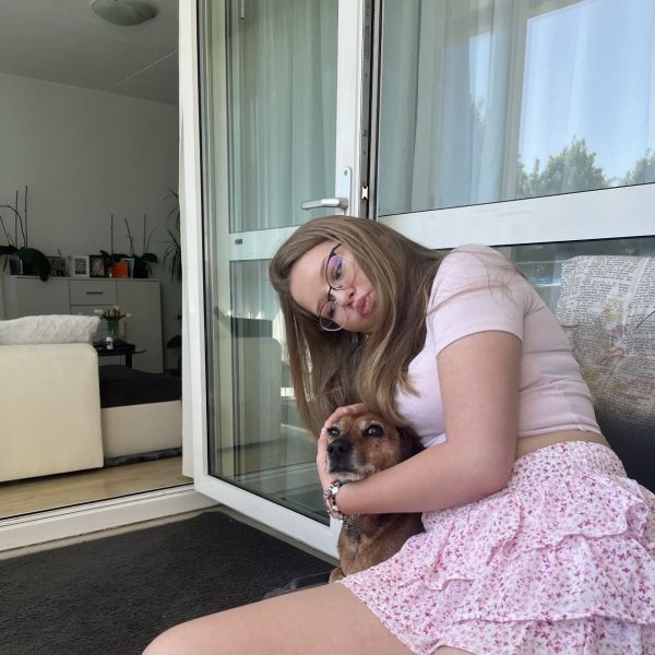 Huisdierenoppas Mia uit Tilburg