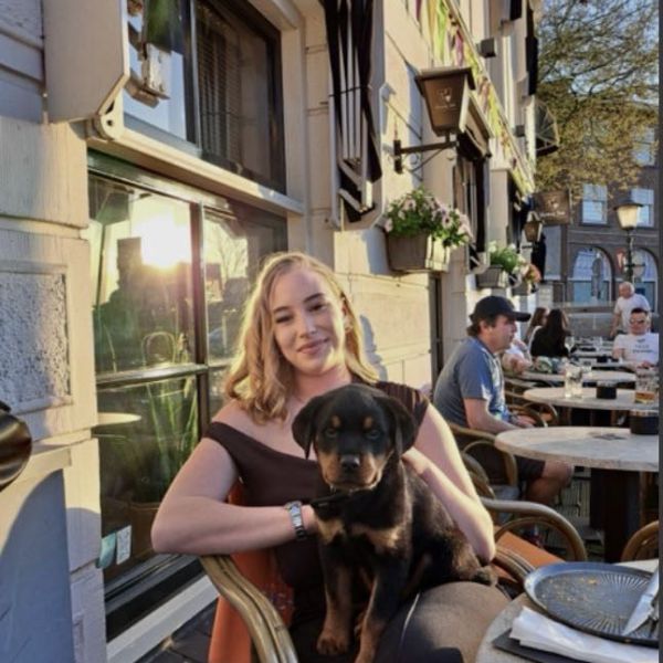 Huisdierenoppas Nova uit Schiedam