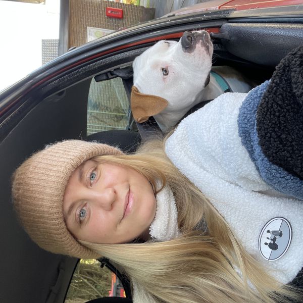 Hondenoppas Kim uit Wervershoof