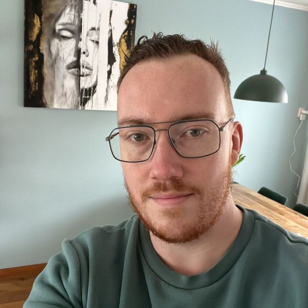 Huisdierenoppas Roy uit Oss