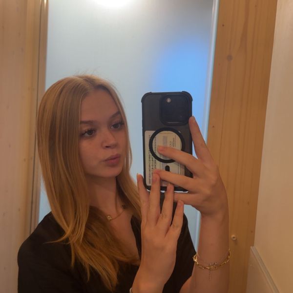 Huisdierenoppas Nina uit Zwolle