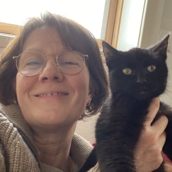 Kattenoppas Elly uit Tholen