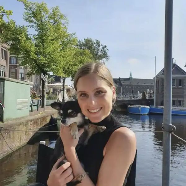 Huisdierenoppas Esther uit Utrecht