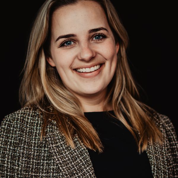 Huisdierenoppas Kelly uit Maasbommel
