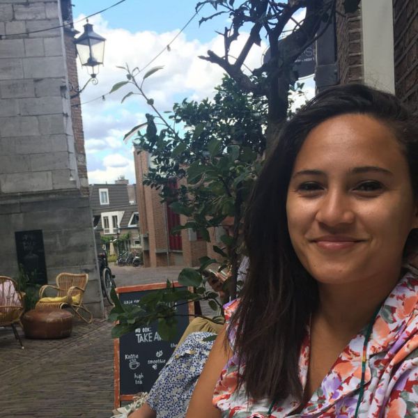 Huisdierenoppas Merel uit 'S-Gravenhage