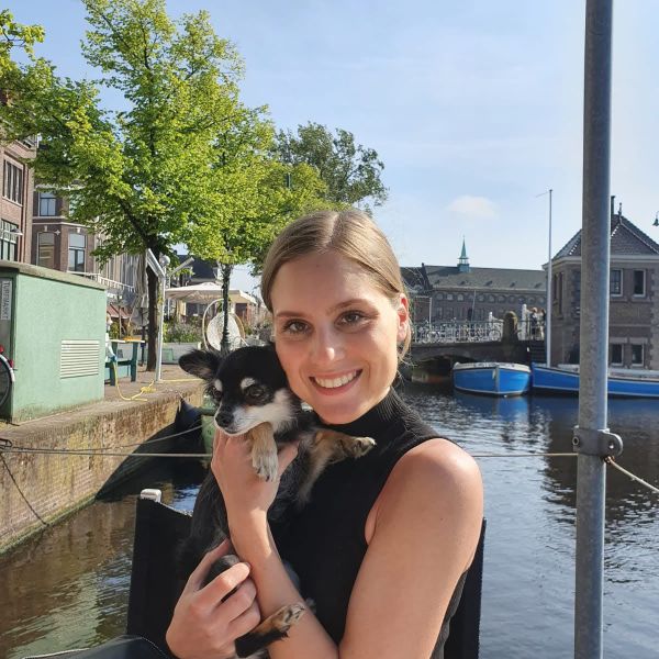 Huisdierenoppas Esther uit Utrecht