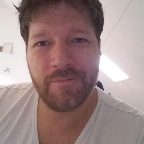 Huisdierenoppas Lars uit Geleen