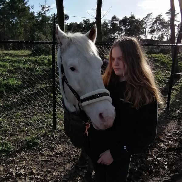 Huisdierenoppas Marit uit Zeewolde