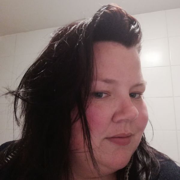 Huisdierenoppas nynke uit Leeuwarden