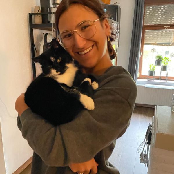 Huisdierenoppas Aysha uit Lemiers