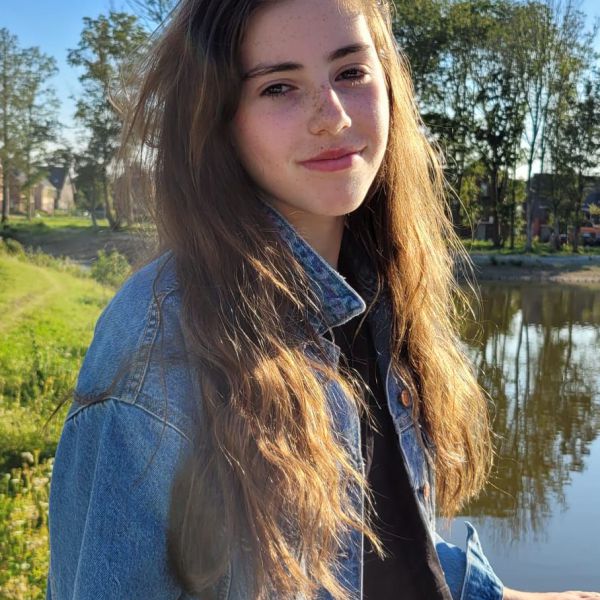 Huisdierenoppas Elisa uit Badhoevedorp