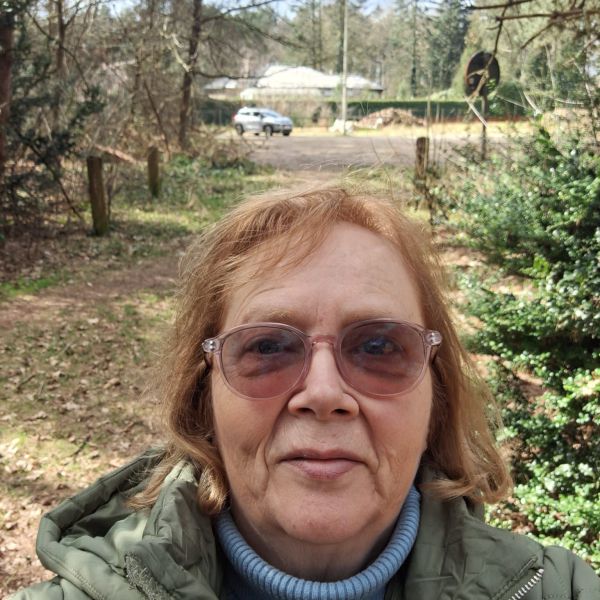 Huisdierenoppas Denise uit Lommel