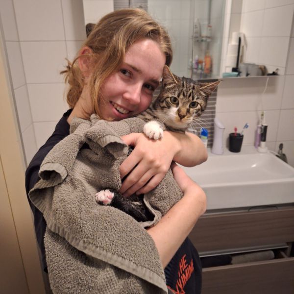 Kattenoppas Lotte uit Ouderkerk Aan Den Ijssel
