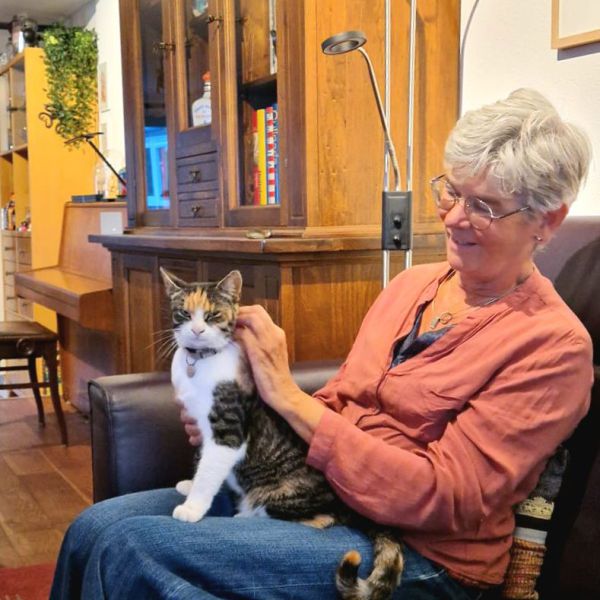 Kattenoppas José uit Rijsenhout