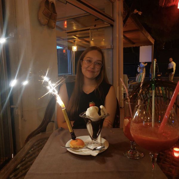 Huisdierenoppas Romy uit Arnhem