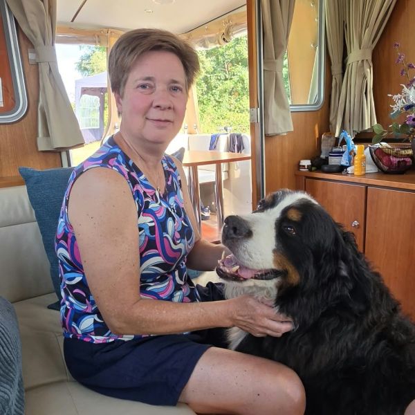 Hondenoppas Yvette uit Voorthuizen