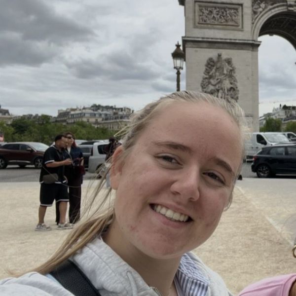 Huisdierenoppas Louana uit Eemnes