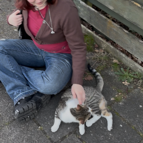 Huisdierenoppas Manolya uit Leiden