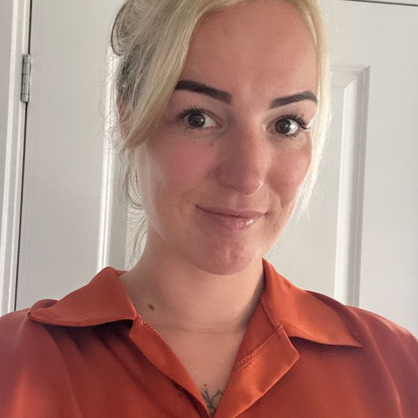 Huisdierenoppas Kelly uit Onstwedde