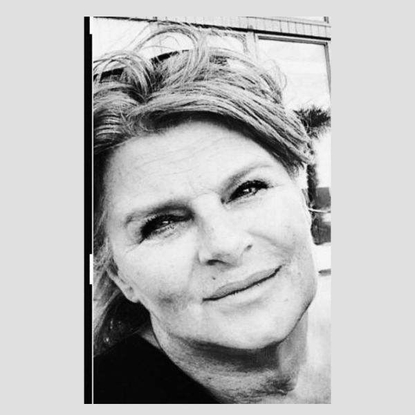 Huisdierenoppas Debbie uit Duivendrecht