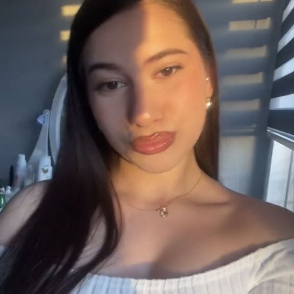Hondenoppas Arnisa uit Eindhoven