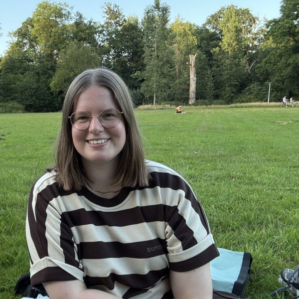 Huisdierenoppas Evie uit Tilburg