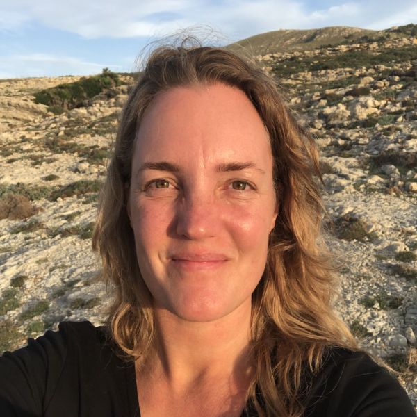 Huisdierenoppas Anneke uit Heino