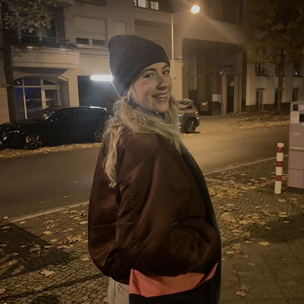 Huisdierenoppas Janna uit Woerden