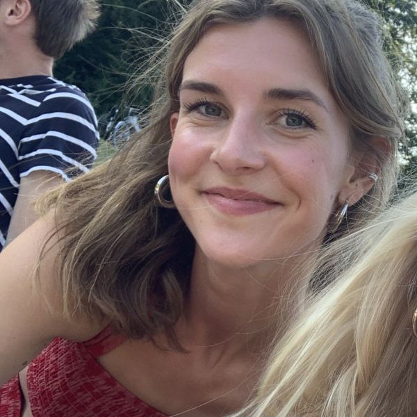 Huisdierenoppas Femke uit Groningen