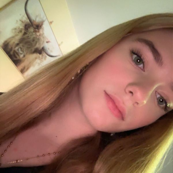 Huisdierenoppas Anouk uit Emmeloord
