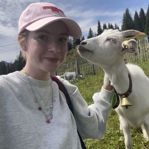 Huisdierenoppas Miek uit Den Haag