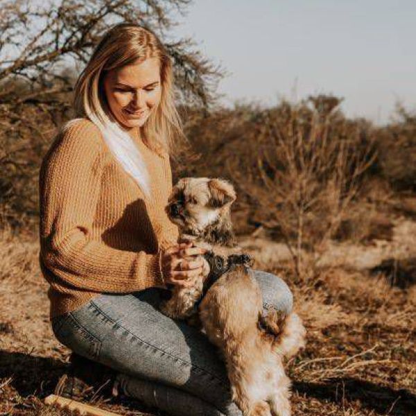 Huisdierenoppas Stephanie uit 'S-Gravenzande