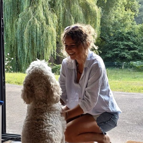 Huisdierenoppas Indy uit Delft