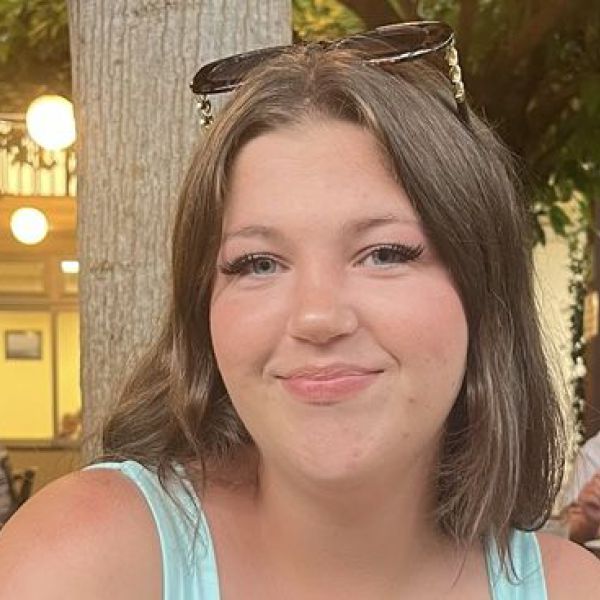 Huisdierenoppas Larissa uit Dordrecht