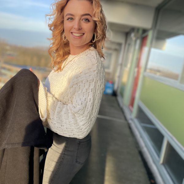 Huisdierenoppas Anne van der Stoop uit Amsterdam