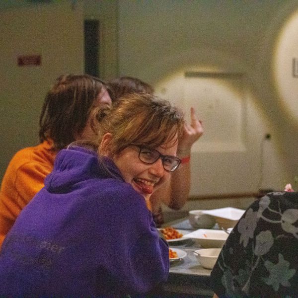 Huisdierenoppas amanda uit Roden