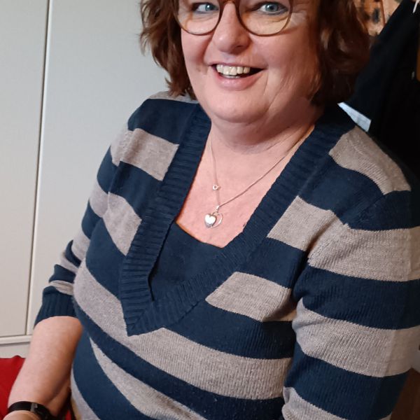 Huisdierenoppas Karin uit Wassenaar