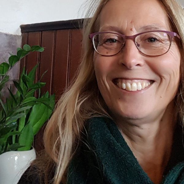 Huisdierenoppas Inger uit Malden