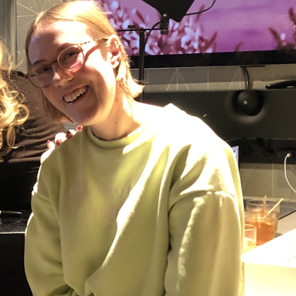 Huisdierenoppas Lydia uit Lewedorp