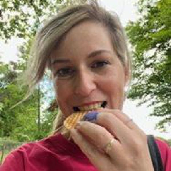 Huisdierenoppas Amanda uit Eerbeek