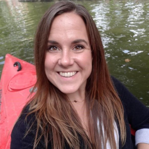 Huisdierenoppas Annelies uit Tilburg