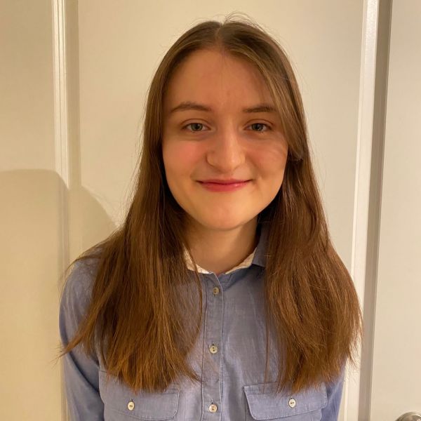 Huisdierenoppas Nina uit Amsterdam