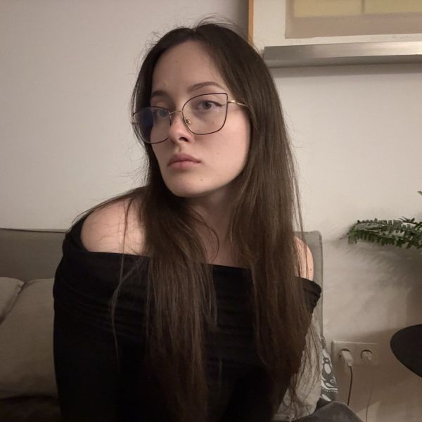 Huisdierenoppas Elizaveta uit Almere.