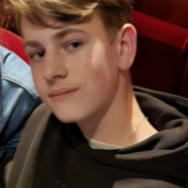 Hondenoppas yaron uit Houten