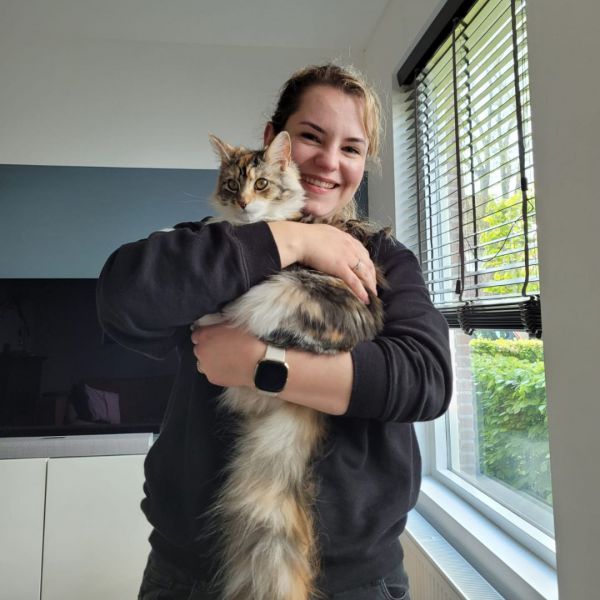 Huisdierenoppas Nathalie uit Joure