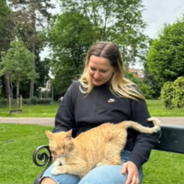 Huisdierenoppas Diana uit Utrecht