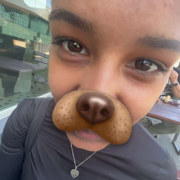 Huisdierenoppas Zayesha uit Hoogvliet Rotterdam