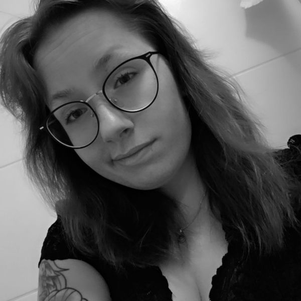 Huisdierenoppas Lyanne uit Beegden